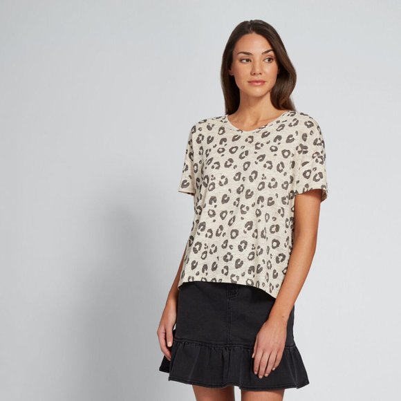 Seed Heritage Tops - SOLD Seed Heritage Beige Animal Print Linen T-Shirt Top Size XS Womens Short
